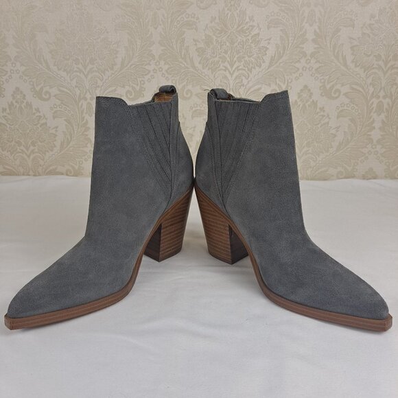 Marc Fisher Gadri 7M Gray Suede Booties Pointed Toe Chunky Heel Pull On NWOT - Picture 8 of 13
